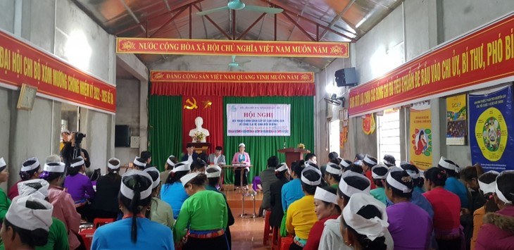 Efektivitas Kegiatan Cabang Federasi Perempuan Dusun Bai Von, Kecamatan Dinh Cu, Provinsi Hoa Binh - ảnh 1