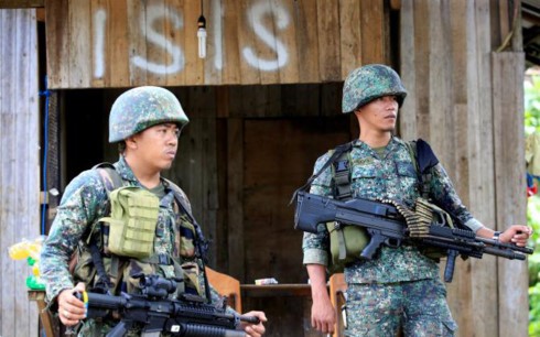 ຟີລິບປິນ ທັບມ້າງກົນອຸບາຍໃຫຍ່ຂອງບັນດາມືປືນຢູ່ Marawi - ảnh 1