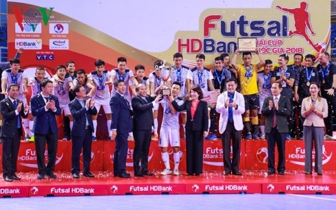 ພິທີອັດງານແຂ່ງຂັນ Futsal HB Bank Cup ແຫ່ງຊາດ ປີ 2018 - ảnh 1