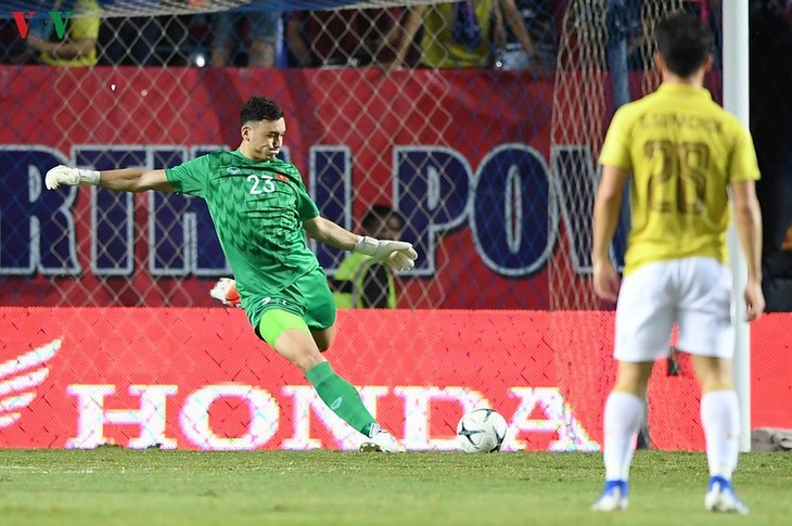 ĐT Việt Nam hòa Thái Lan với tỷ số 0-0 trên sân nhà - ảnh 20