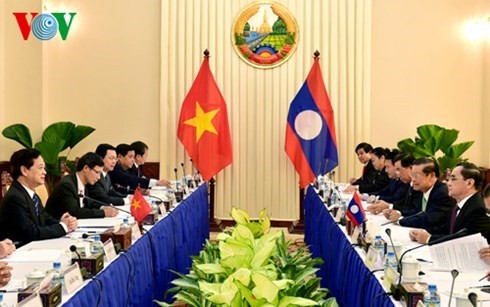Inician certamen sobre lazos especiales Vietnam-Laos - ảnh 1