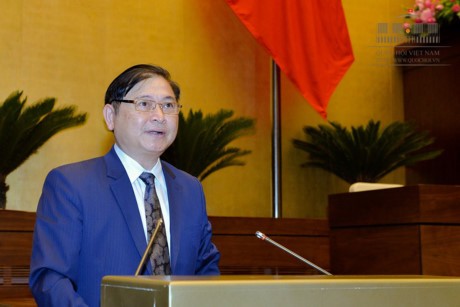 Legislativo vietnamita sigue la agenda de su tercer período con debates sobre la ley tecnológica - ảnh 1