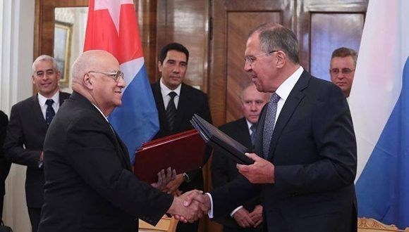 Cuba y Rusia por impulsar la cooperación bilateral - ảnh 1