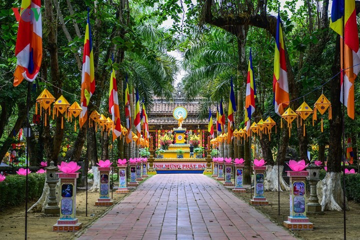 Siguen actividades conmemorativas de la celebración del Vesak en Vietnam  - ảnh 1