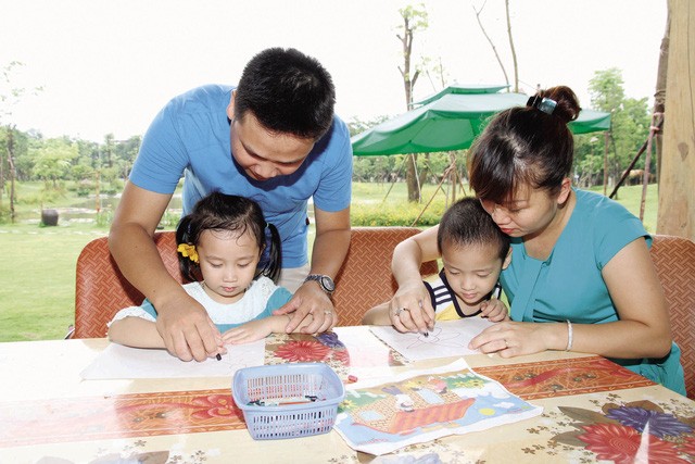 Vietnam atento a planificación familiar en ocasión del Día Mundial de la Población - ảnh 1