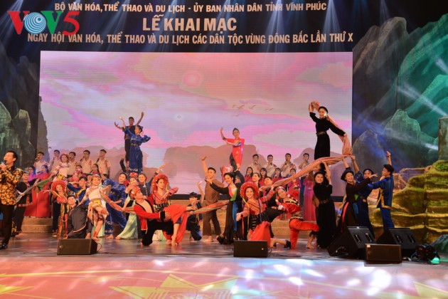 Inauguran X Festival de Cultura, Deportes y Turismo de la región del noreste de Vietnam - ảnh 1