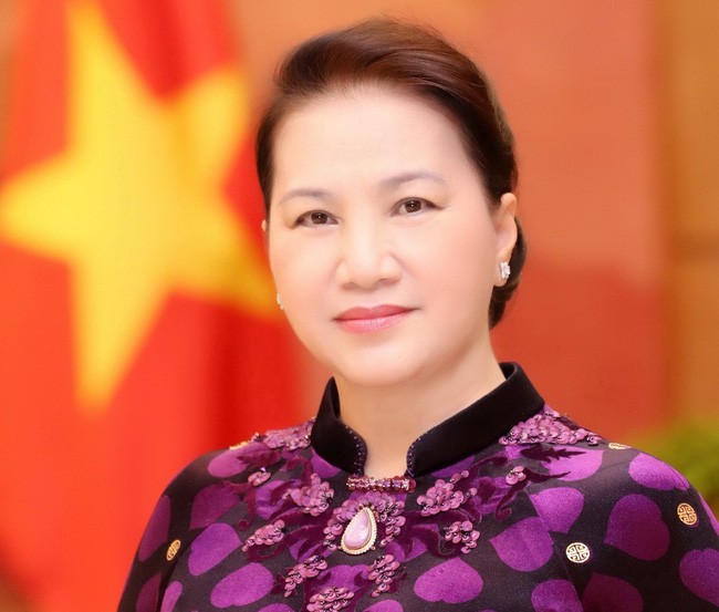    Presidenta del Parlamento vietnamita visita Corea del Sur - ảnh 1