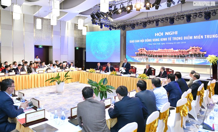 Vietnam fortalece el enlace de la región central para el desarrollo económico  - ảnh 1