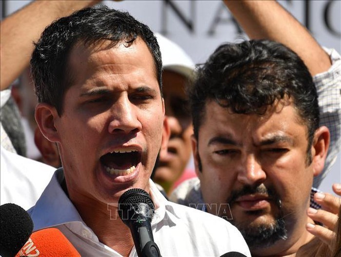Gobierno venezolano acusa al asistente de Guaidó de dirigir grupos criminales - ảnh 1