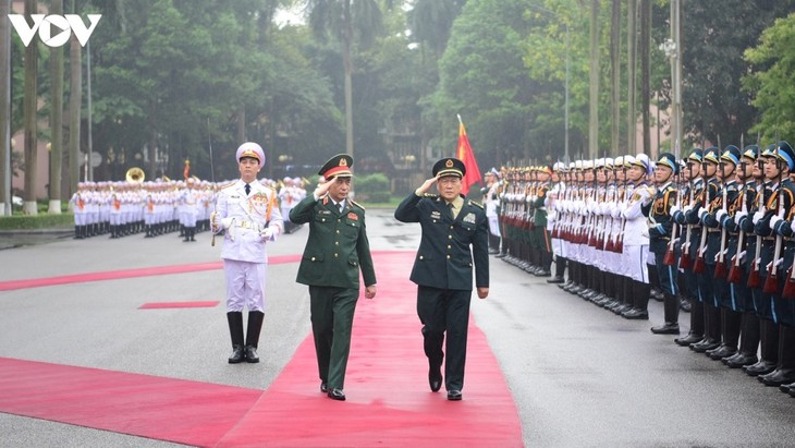 Vietnam y China buscan fortalecer las relaciones de defensa - ảnh 1