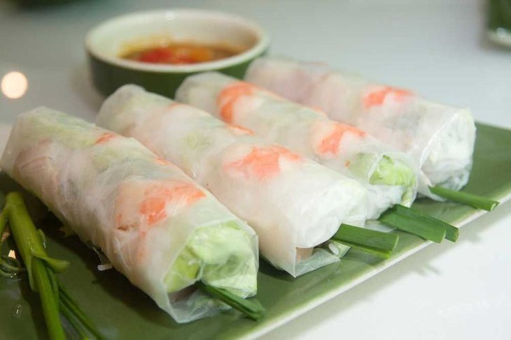 Revista británica recomienda nueve platos típicos de Vietnam - ảnh 1