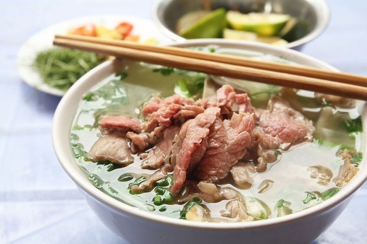 Revista británica recomienda nueve platos típicos de Vietnam - ảnh 5
