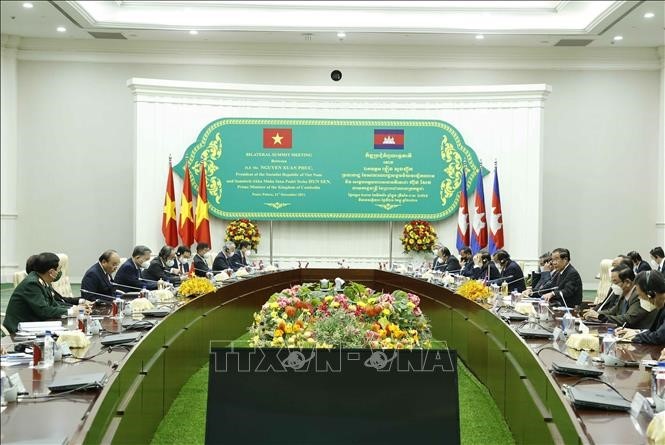 Presidente de Vietnam y premier de Camboya acuerdan profundizar la cooperación integral bilateral - ảnh 2