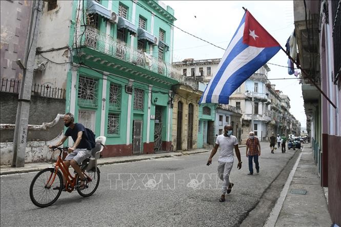 Cuba recibe a más de 500.000 visitantes internacionales en 2021 - ảnh 1