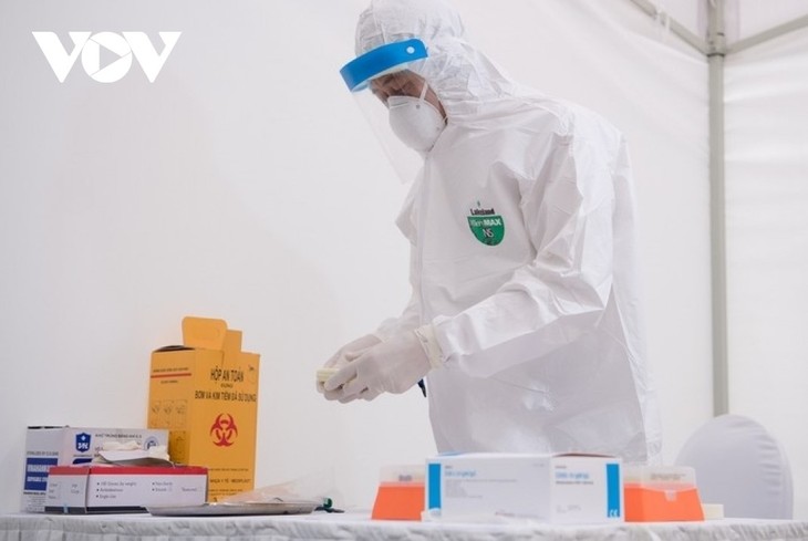Vietnam ha administrado más de 207 millones de dosis de vacunas anti-coronavirus - ảnh 1