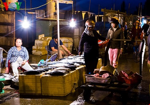 ダナン市のトースアン（Tho Xuan)魚卸売市場（１） - ảnh 5