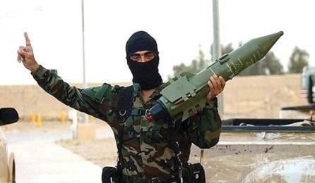 IS、毒ガス製造可能=化学兵器の密輸出警告-米CIA長官 - ảnh 1