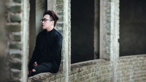 男性歌手チュン・クアン（Trung Quan）の歌 - ảnh 1