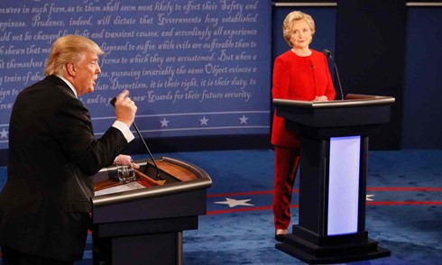 米大統領選、TV討論で初対決 - ảnh 1