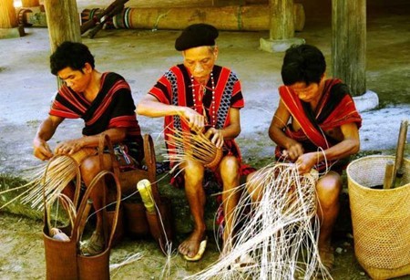 コム族の伝統職業 - ảnh 1