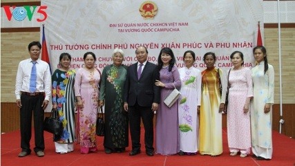 カンボジアを訪問中のフック首相の活動 - ảnh 1