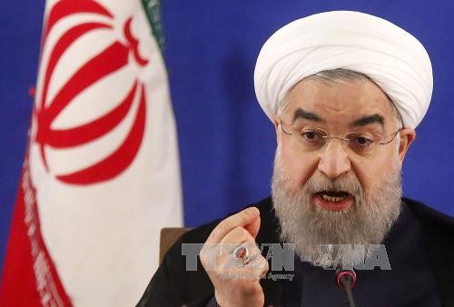 イラン外相、「アメリカ大統領は核合意を破棄する方法を模索している」 - ảnh 1
