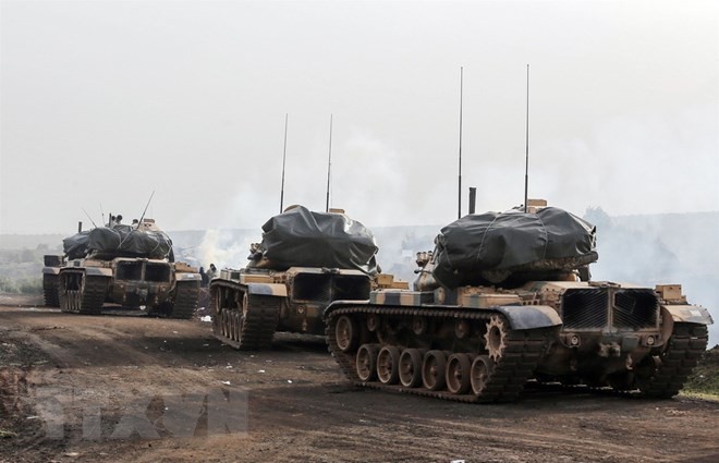 シリアのクルド人勢力、トルコ軍対抗でアサド政権と協力と - ảnh 1