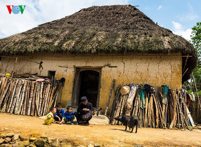 ハニー族の伝統的な家 - ảnh 1
