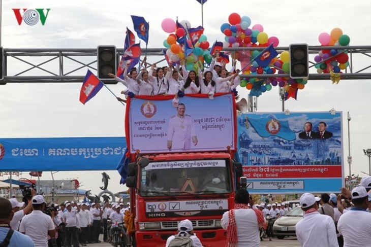 カンボジア総選挙 国民の願望を示す - ảnh 1