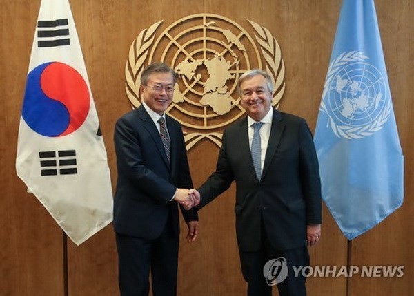 韓国 ムン大統領「非核化には終戦宣言と人道支援が必要」 - ảnh 1