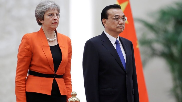 中国と英国の両首相による会談 - ảnh 1