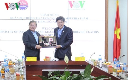 ベトナムとカンボジア、放送分野での協力を強化 - ảnh 1