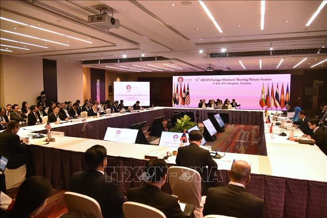 ASEAN外相会議 ベトナム東部海域の平和と安定を維持 - ảnh 1