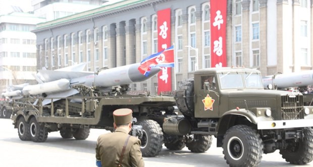 朝鮮、核活動中止の撤回表明　米の制裁継続に「新たな道」も - ảnh 1
