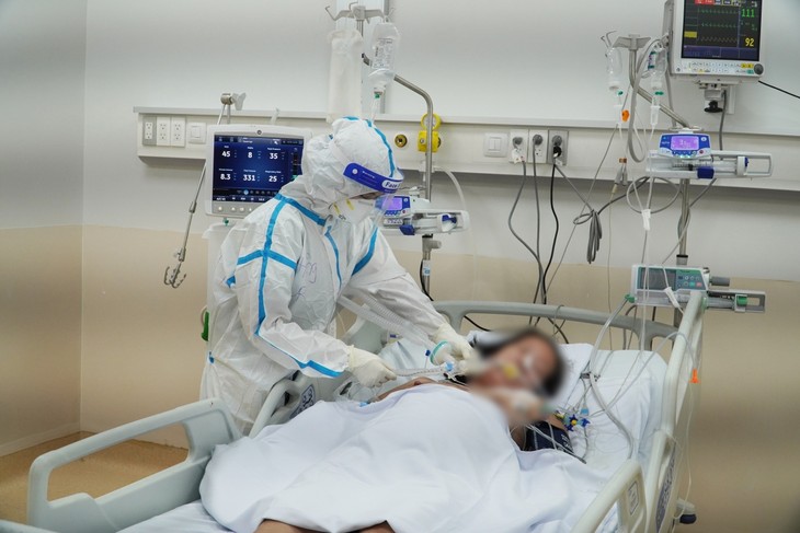 HCM市新型コロナ蘇生病院での死神との闘い - ảnh 1