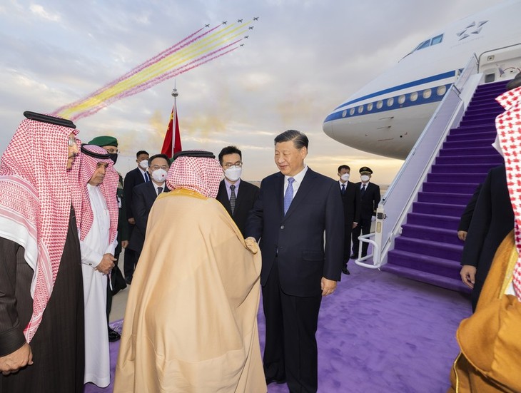 習近平国家主席、サウジアラビアで最高レベルの歓迎受ける - ảnh 1