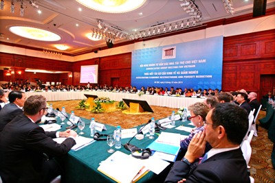 Konfrensi Kelompok Konsultatif Donor untuk Vietnam tahun 2011 dibuka Selasa pagi 6 Desember di Hanoi.  - ảnh 1