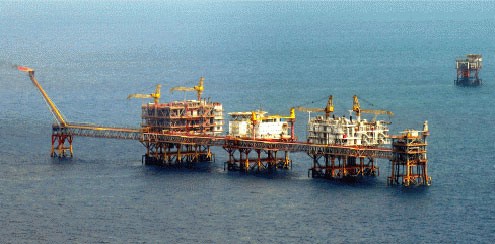 Pernyataan Asosiasi Permigasan Vietnam tentang penawaran tender  internasional Tiongkok terhadap 9 blok minyak di zona ekonomi eksklusif  dan landas kontinen Vietnam - ảnh 1