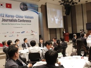 Konferensi Wartawan tiga negara Republik Korea-Tiongkok-Vietnam dibuka - ảnh 1