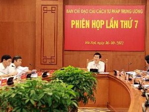 Presiden Vietnam Truong Tan Sang memimpin sidang ke-7 Badan Pengarahan  reformasi hukum. - ảnh 1