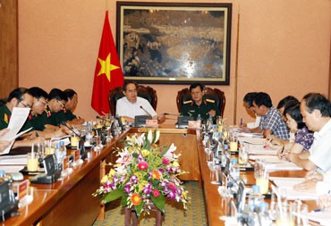 Konferensi evaluasi tingkat negara tentang pekerjaan mencari dan menghimpun tulang belulang prajurit Vietnam yang gugur di Laos dan Kamboja. - ảnh 1