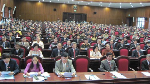 MN Vietnam membahas situasi perkembangan  sosial-ekonomi . - ảnh 1