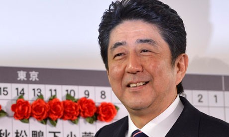 Kemudahan dan kesulitan dalam kunjungan  PM Jepang Shinzo Abe di AS kali ini - ảnh 1