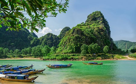 Memperingati ultah ke-10 Taman Nasional Phong Nha-Ke Bang mendapat pengakuan  sebagai Warisan Alam Dunia - ảnh 1
