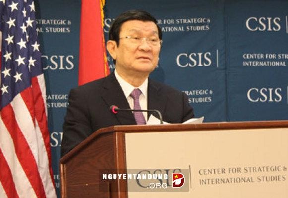 Presiden Vietnam Truong Tan Sang membacakan pidato di Pusat Pengkajian Strategi dan Internasional  (CSIS). - ảnh 1