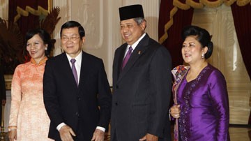 Memperkuat  kerjasama ekonomi, perdagangan dan investasi  Vietnam-Indonesia  - ảnh 1