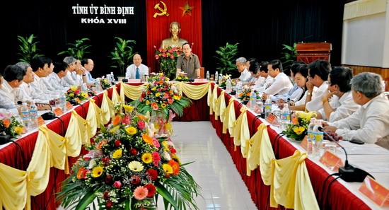 Kepala Komite  Pemeriksaan Komite Sentral  Ngo Van Du melakukan temu kerja di provinsi Binh Dinh. - ảnh 1