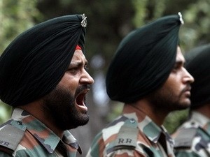 India dan Pakistan  tembak-menebak  lagi di kawasan Kashmir. - ảnh 1