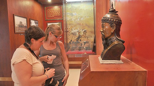 Museum Sejarah Militer Vietnam - tempat menyimpan sejarah heroisme dari bangsa Vietnam - ảnh 5