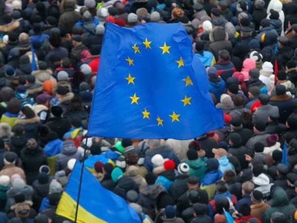 Ukraina  berhaluan mengusahakan   persekutuan  yang saling menguntungkan - ảnh 1